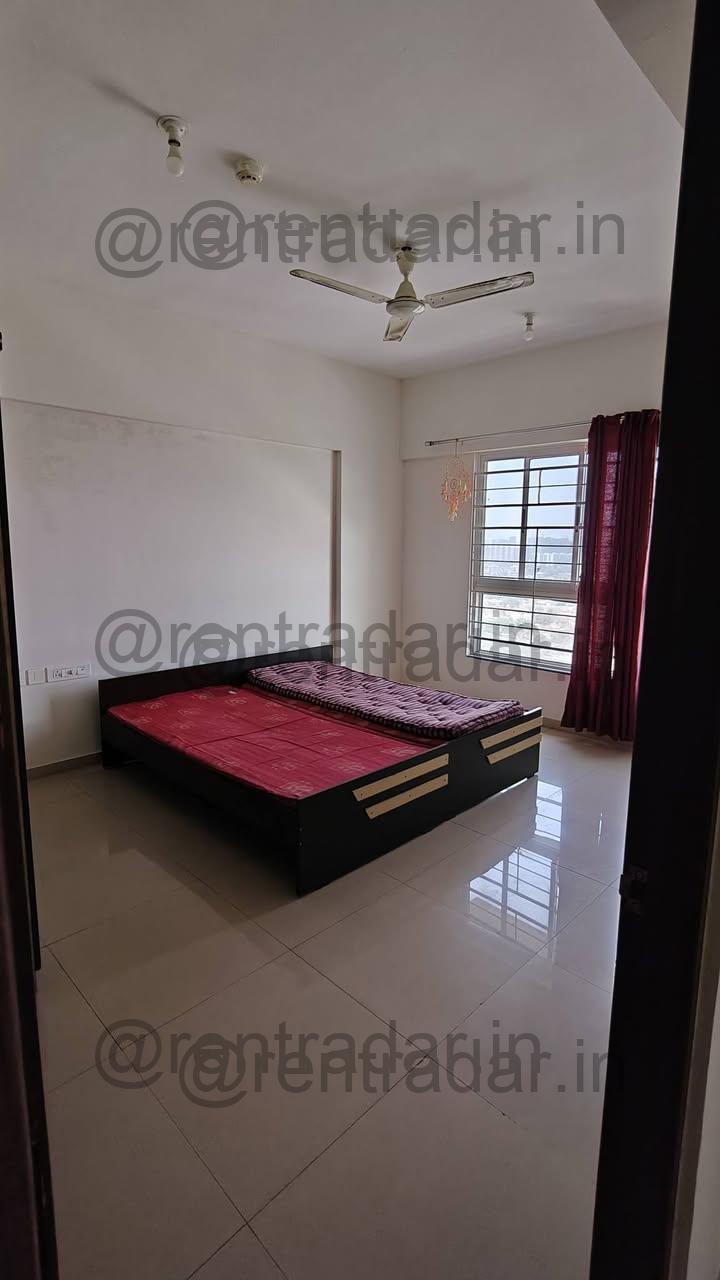 Room in 3 Bhk at Hinjewadi
