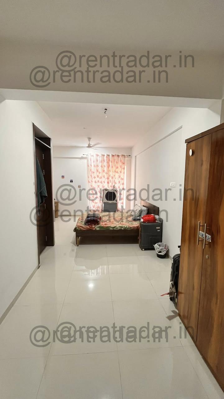 Room in 3bhk at Kharadi
