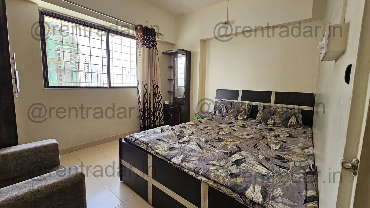 Private Room in 1 Bhk at Kharadi