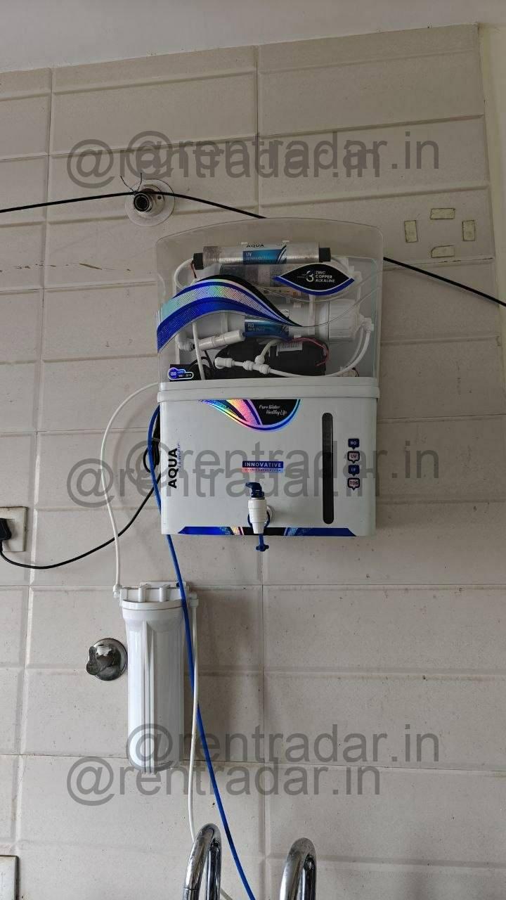 Room in 2 Bhk at Guruwar Peth (siddhi Heights)