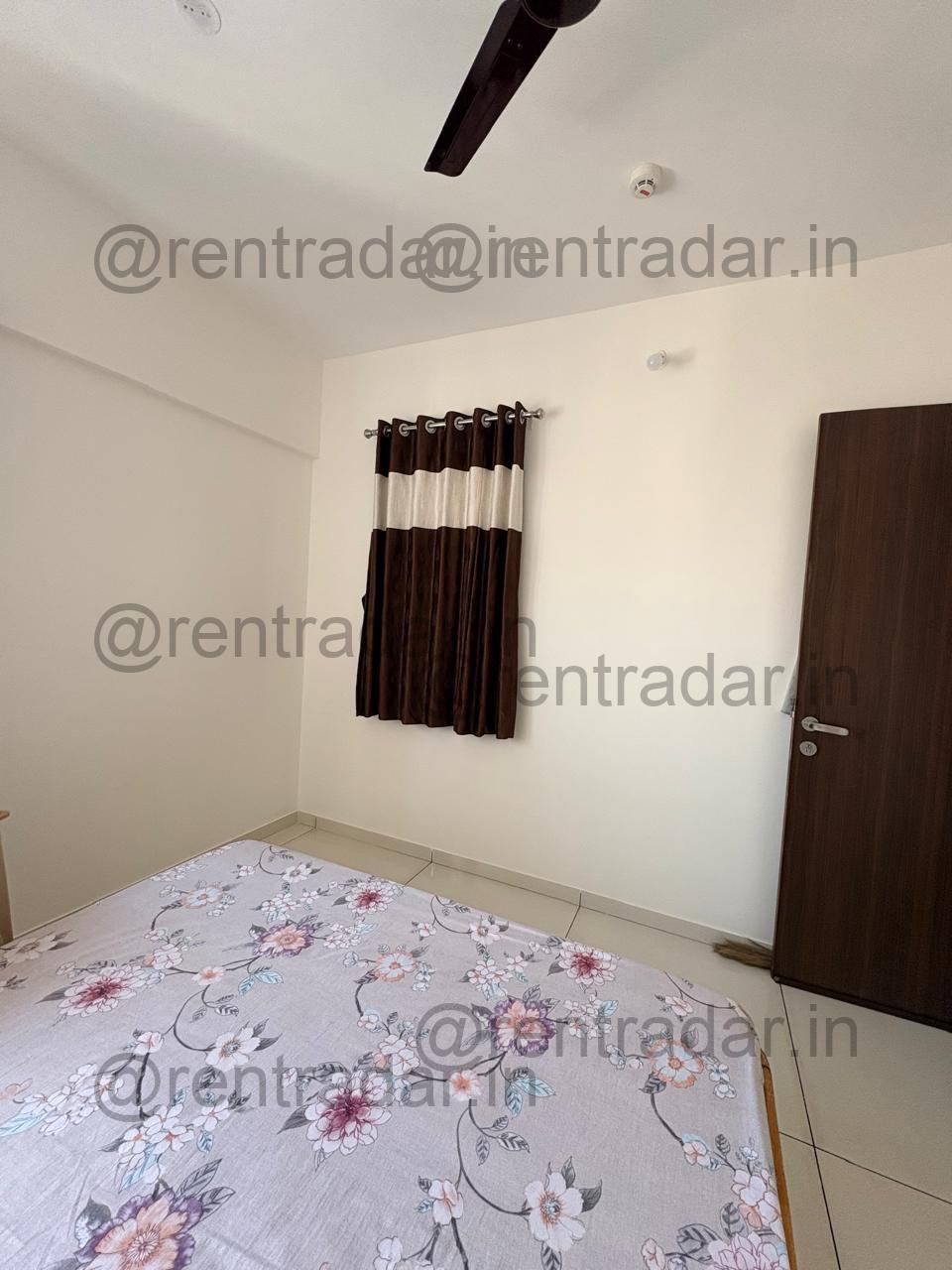 2bhk For Rent at Wakad (yashone Wakad Central)