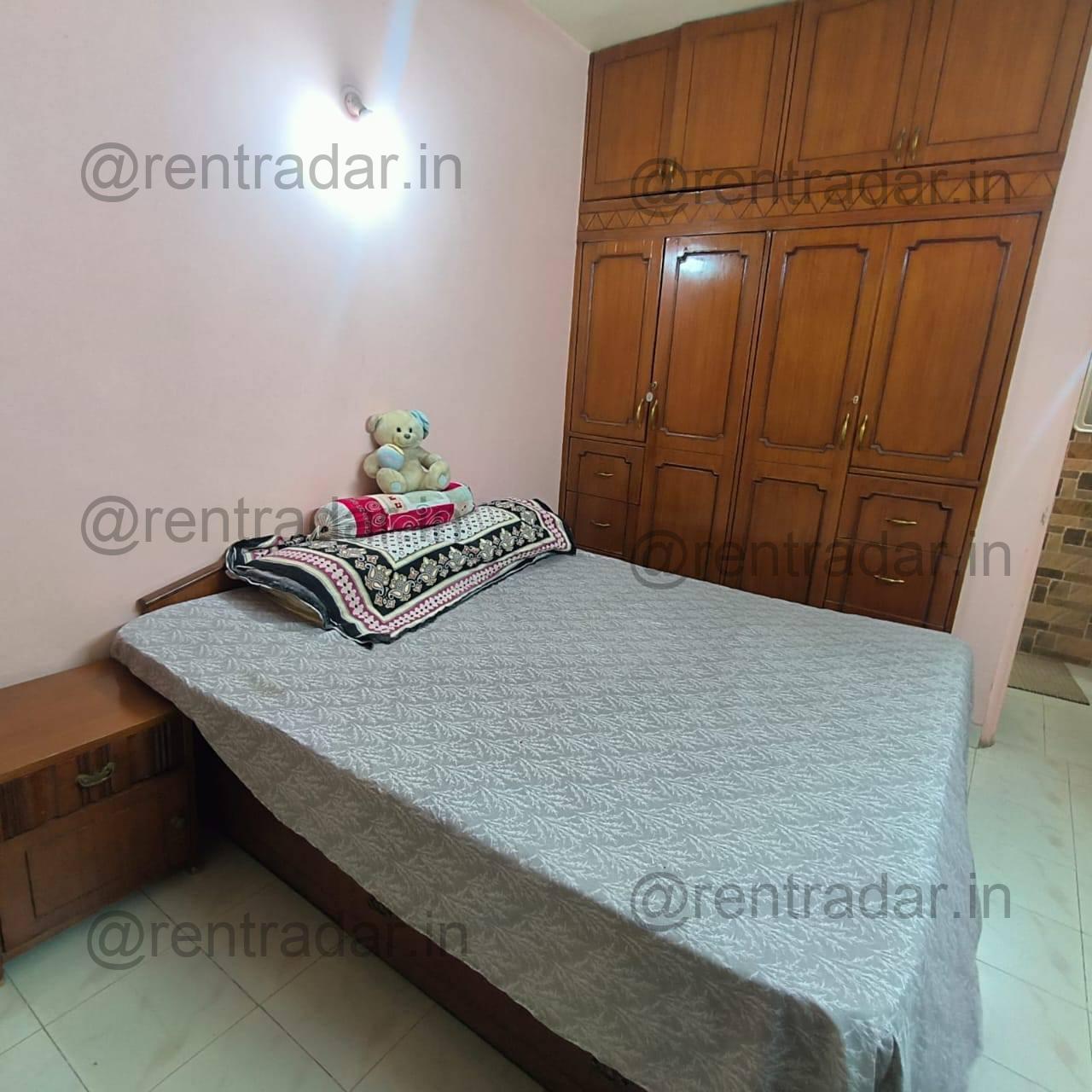 Room Available at Pimple Saudagar