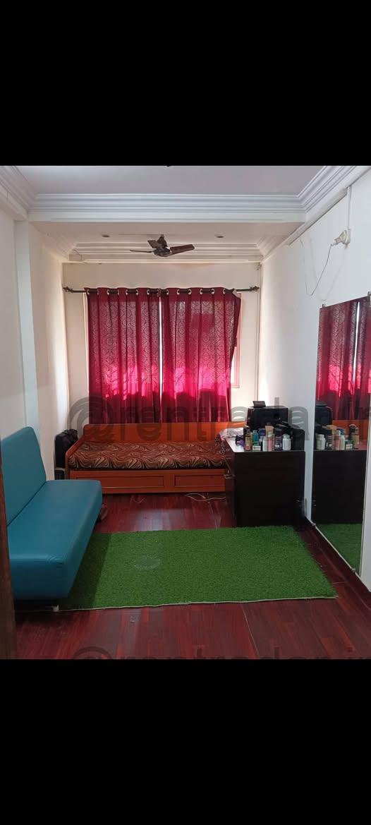 Room Available at Oshiwara