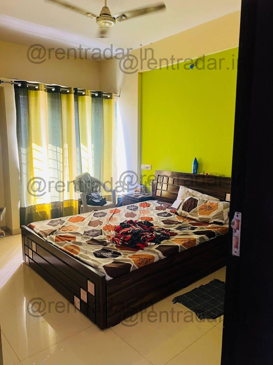Room Available at Wakad (the Island)