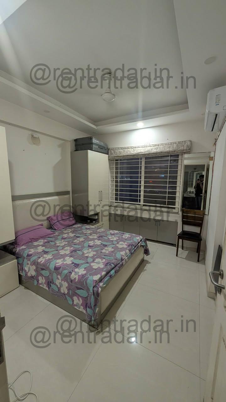Room in 3bhk at Baner (kumar Pinakin)