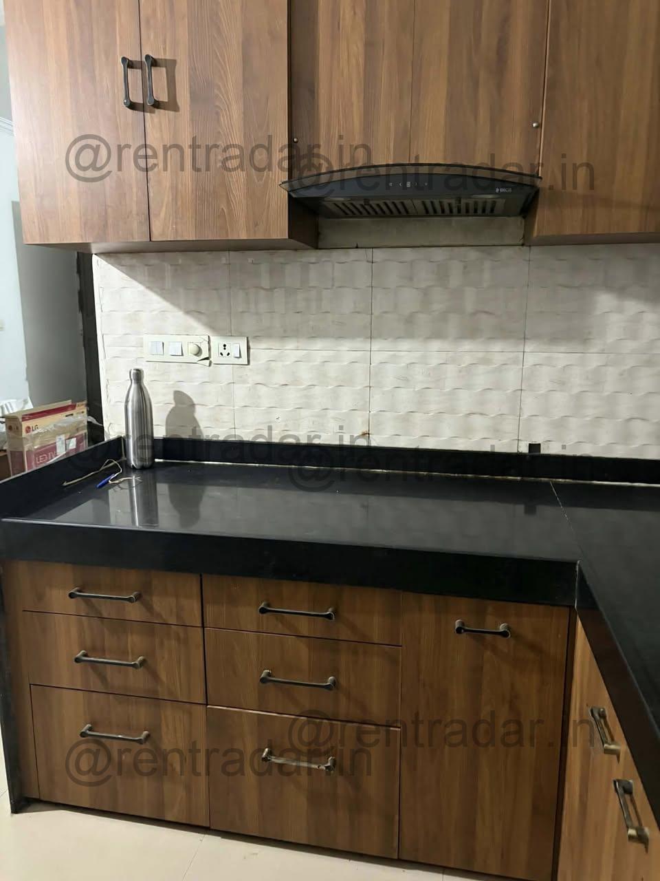 Room in 2 Bhk at Mahalunge