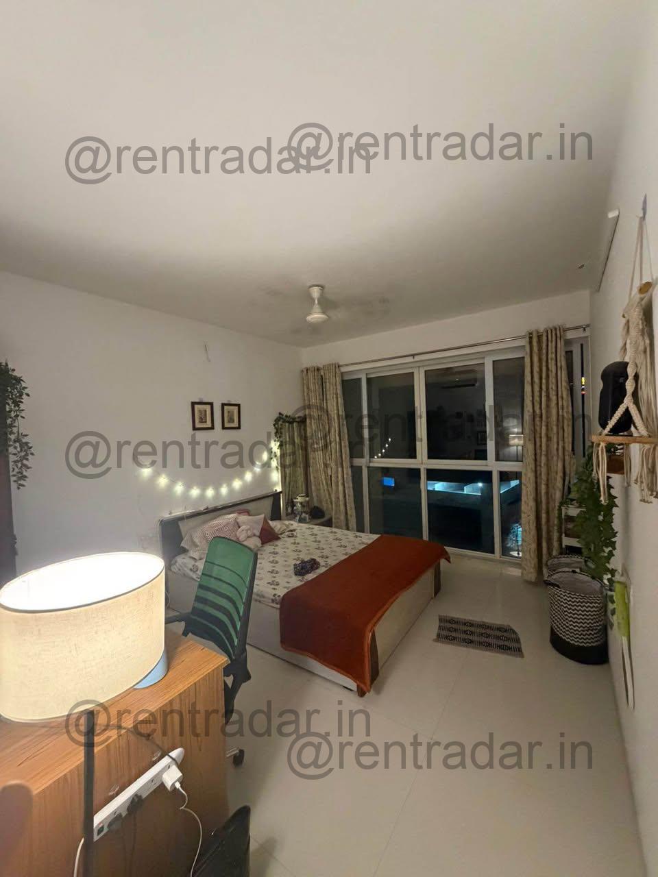 Private Room in 3bhk at Kharadi (ganga Platino)
