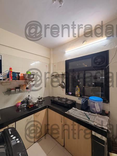 Room Available at Goregaon East (windflower Mantri Park)