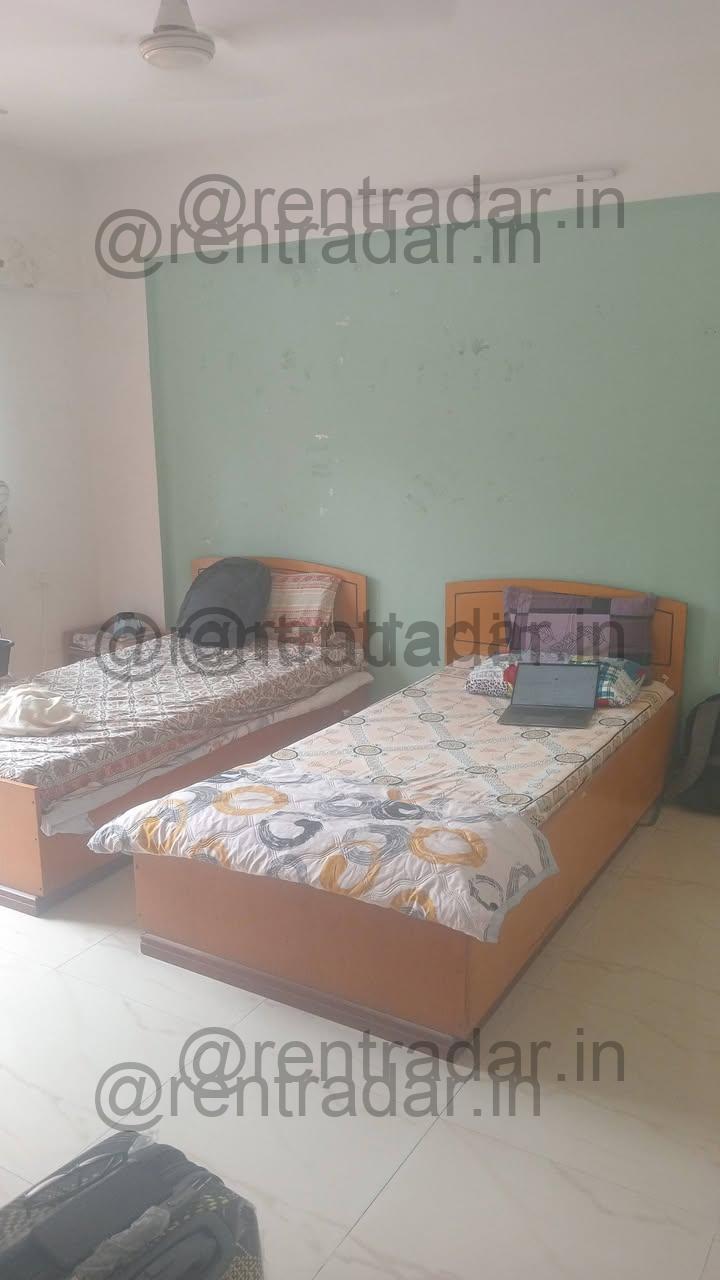 Room in 2 Bhk at Kharadi (ganga Constellia)