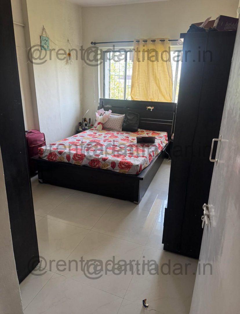 Room in 3bhk at Shastrinagar, Yerwada (hermes Heritage)