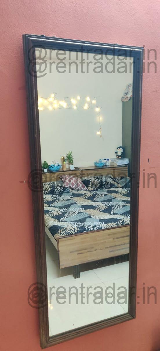Room in 3bhk at Viman Nagar (camelot Society)