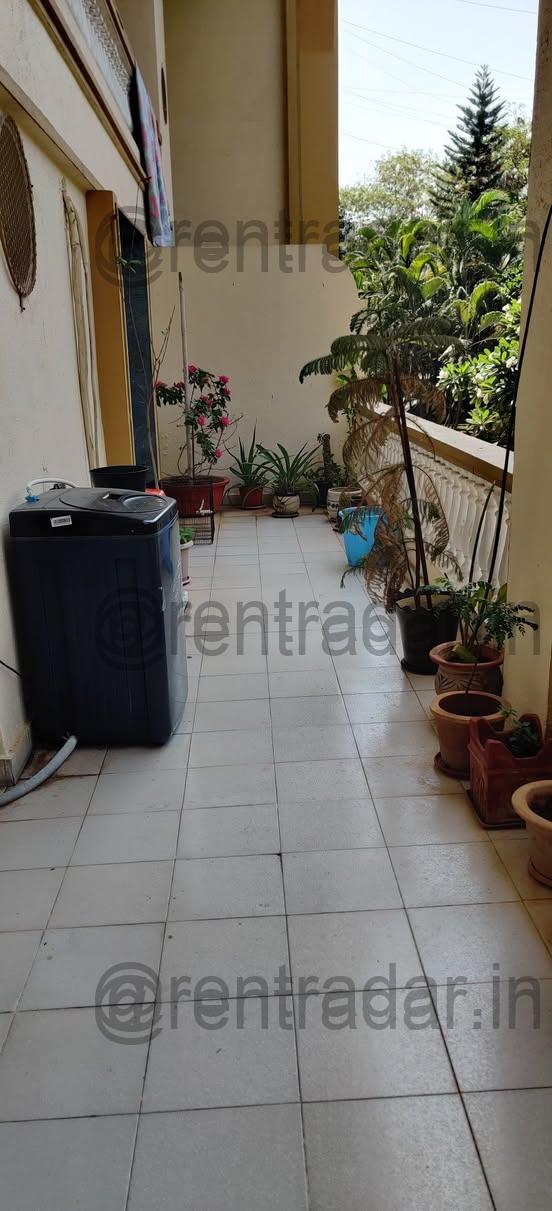 Room in 3bhk at Viman Nagar (camelot Society)