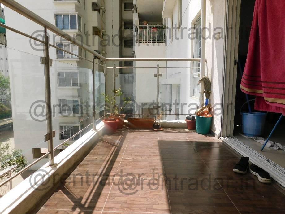Room Available at Hinjewadi (the Crown Green)