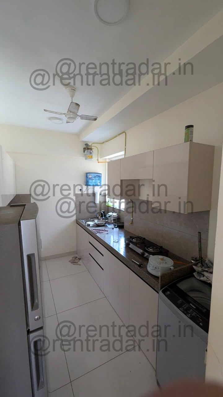 Room in 3bhk at Kandivali East (godrej Nest)