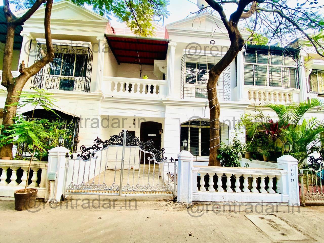 Room in 3 Bhk at Nibm Road