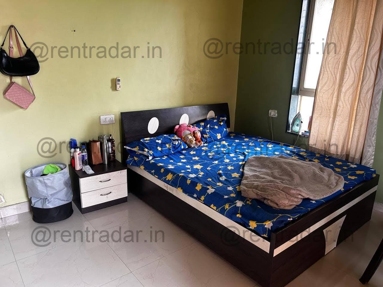 Room Available at Kharadi (deccan Gold Society)