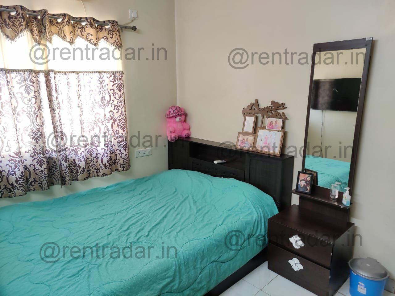 Room in 3bhk at Vishrantwadi