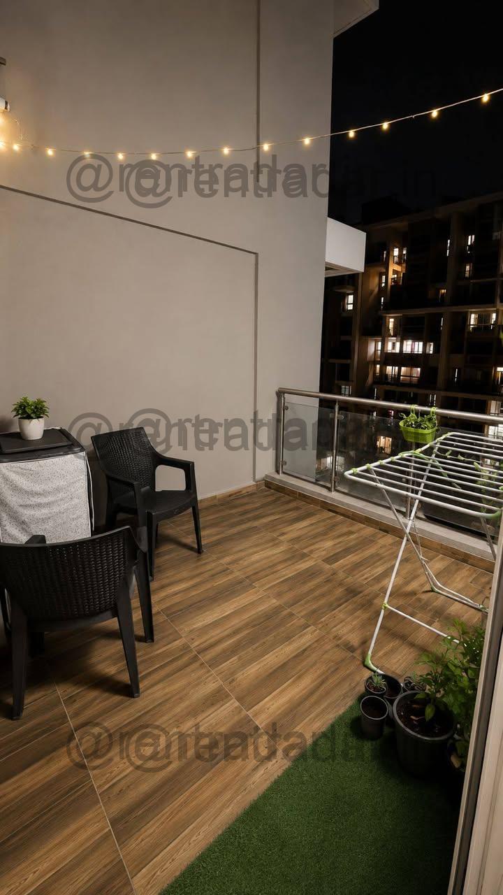 Room Available at Hinjewadi (royal Entrada)