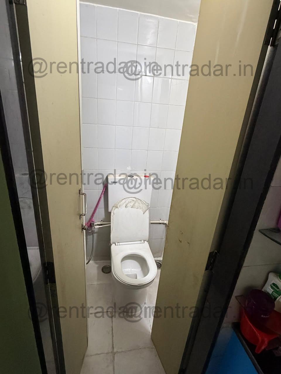 Private Room in 2 Bhk at Manibandh Complex