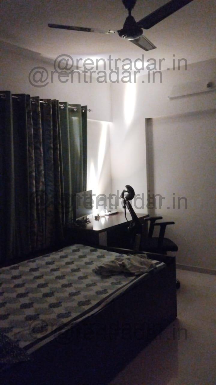 Room in 2bhk at Kharadi (mount n Glory Apartments)