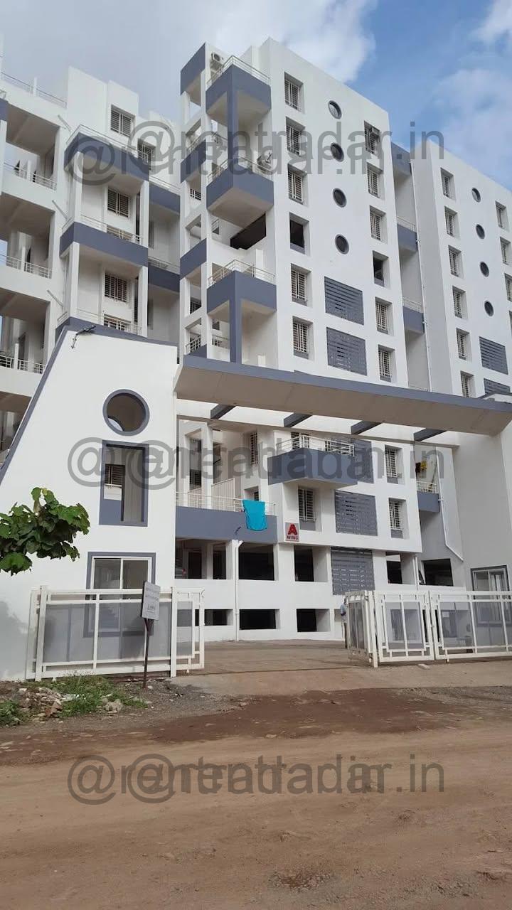 Room in 3 Bhk at Athena Society