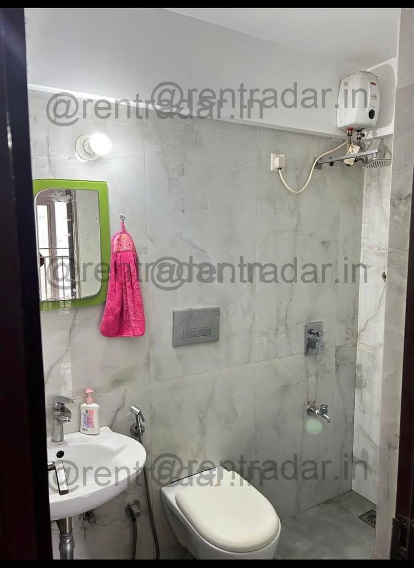 Room in 1 Bhk at Dahnukarwadi Metro Station