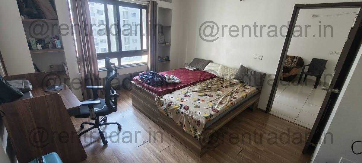 Room in 2bhk at Hinjewadi (blue Ridge)