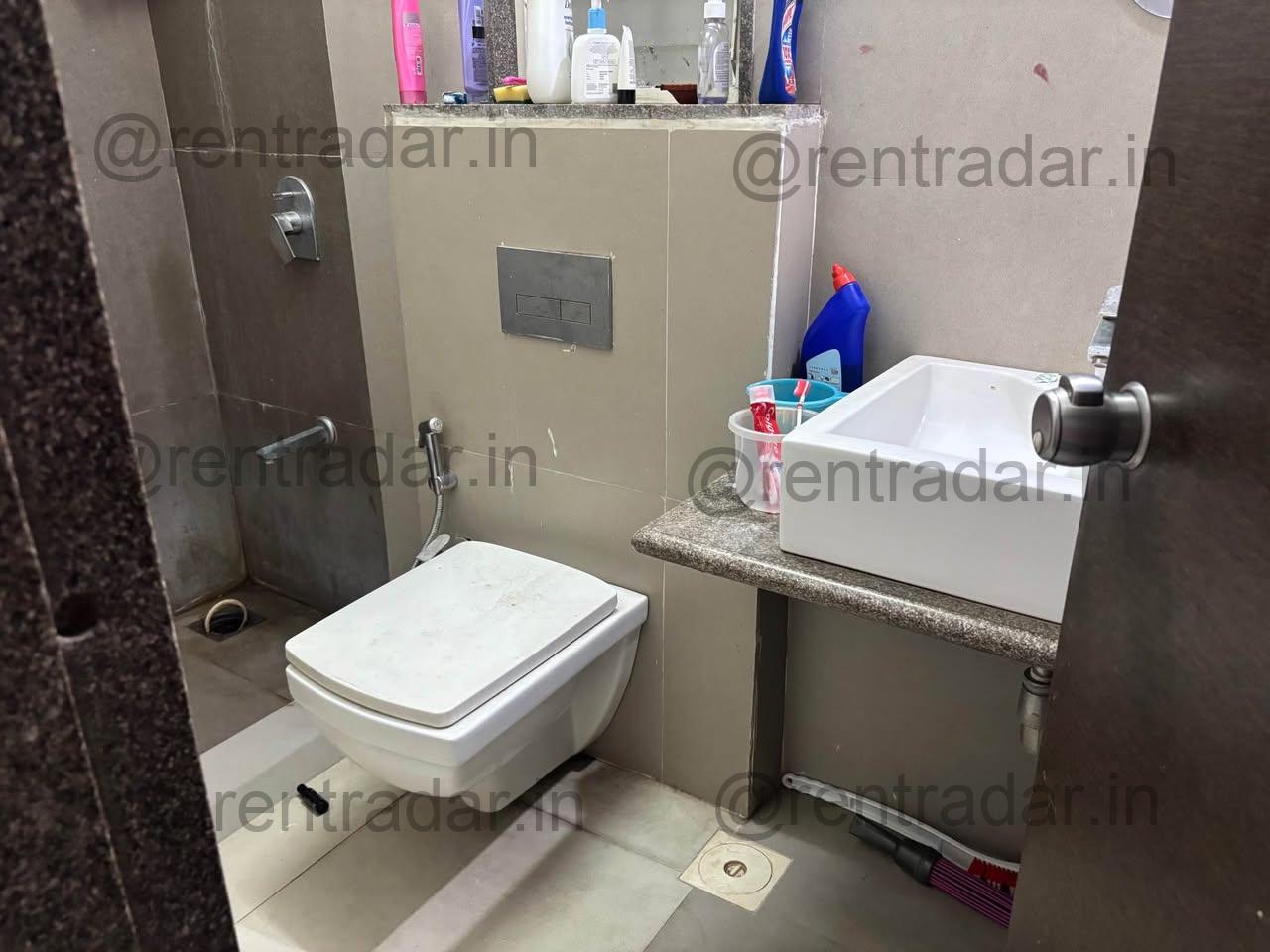 Private Room in 2bhk at Baner