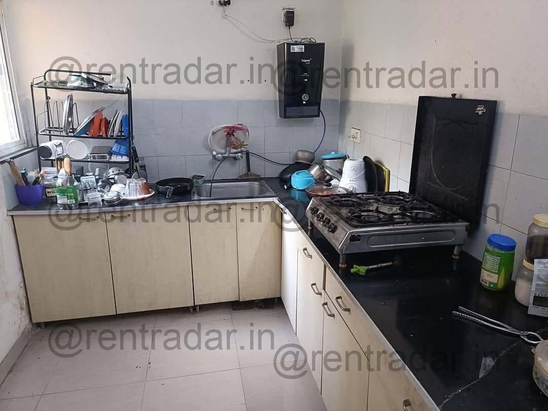 Room Available at Viman Nagar