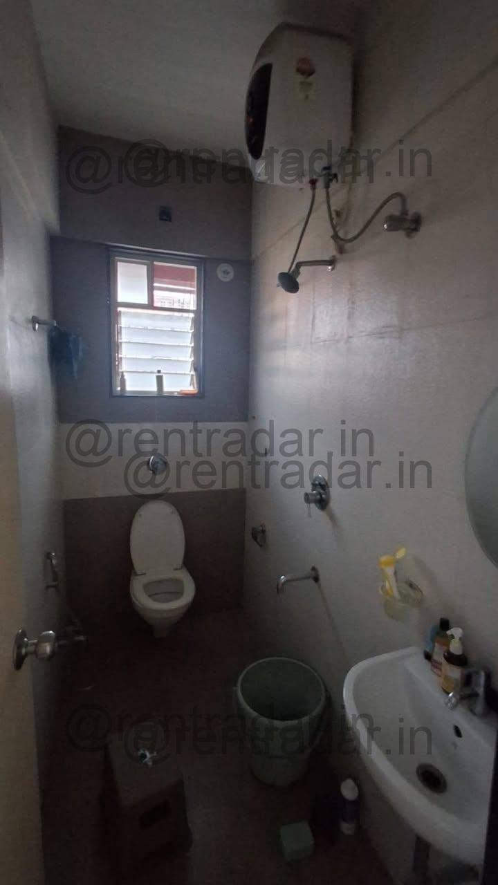 Room in 4bhk at Mohan Nagar Society Near Bitwise | Pancard Club Road, Baner