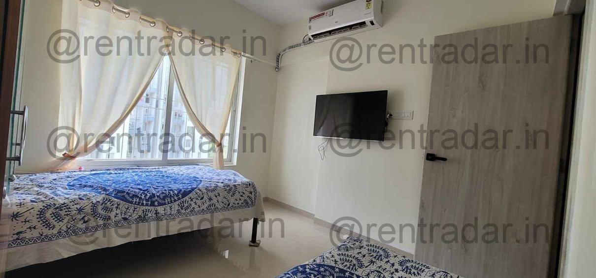 Room Available at Wakad