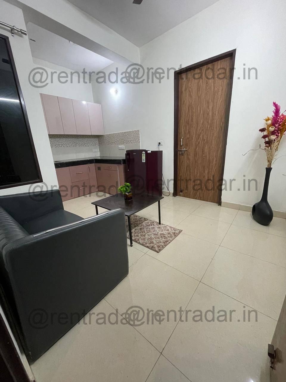 1bhk For Rent at Golf Course Road