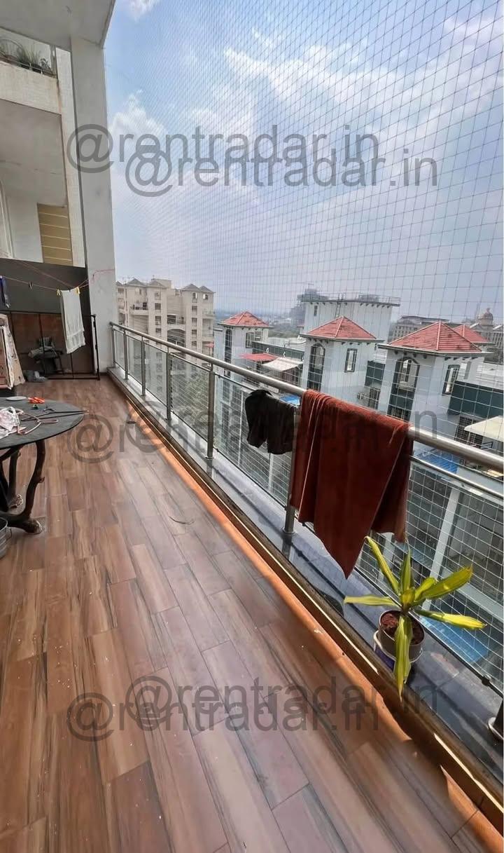 Room in 3bhk at Silicon Bay