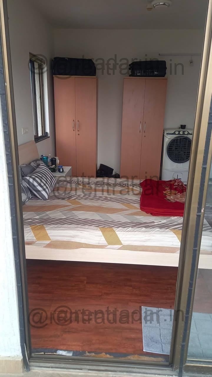 Room in 3bhk at Hinjewadi (blueridge Society)