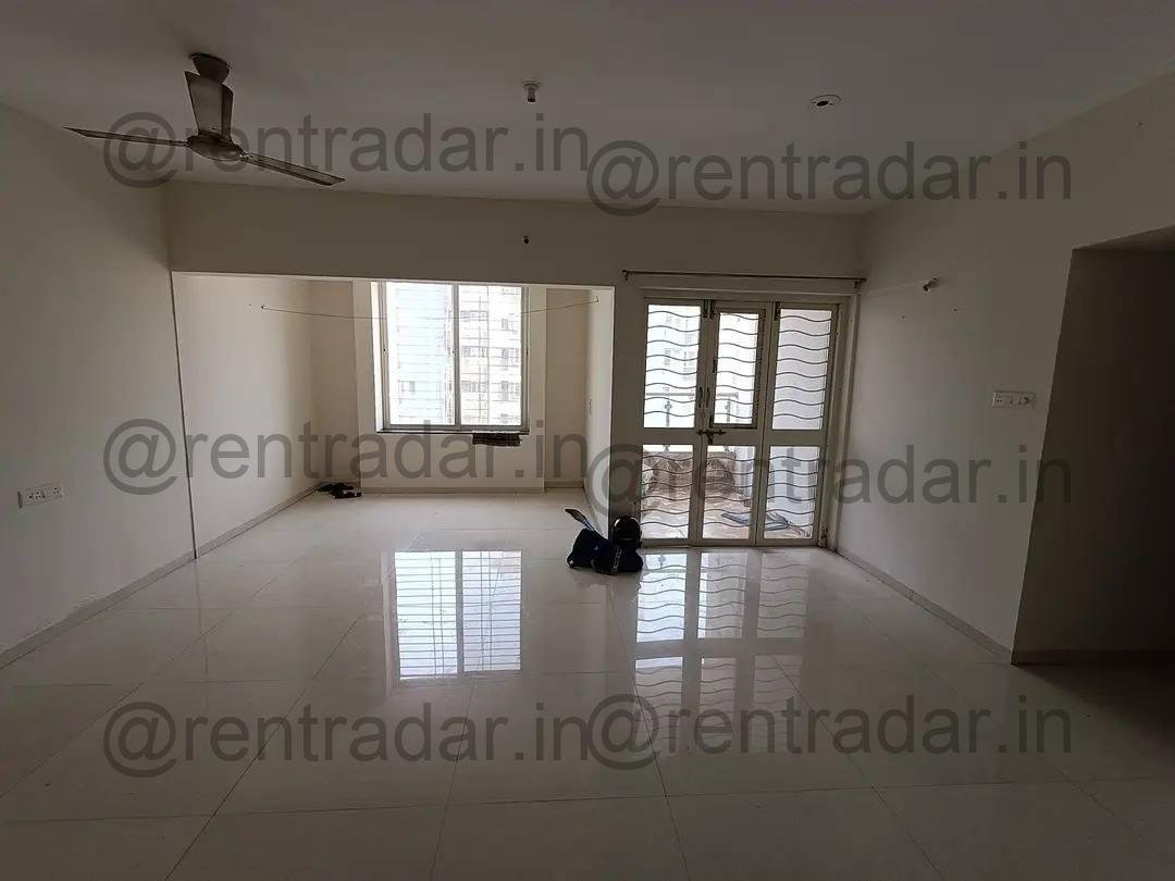 Room in 3bhk at Sus Lane Near Baner/balewadi (windows Cooperative Society Phase 4)