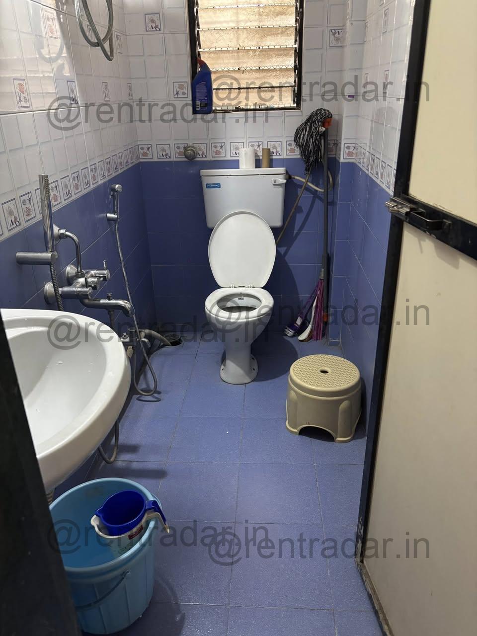 Room in 2bhk at Tingre Nagar