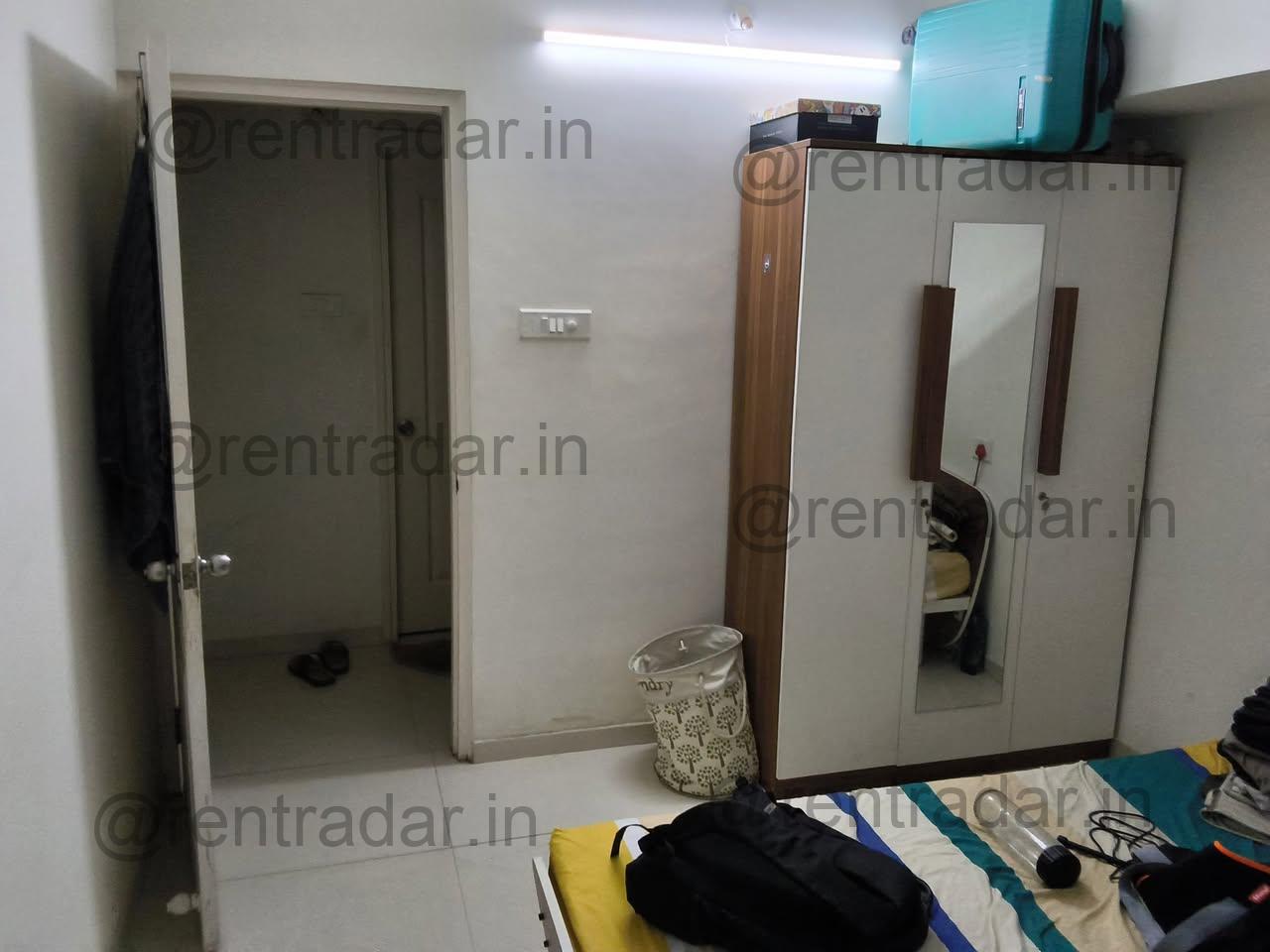 Room in 3bhk at Balewadi (avon Vista Society)