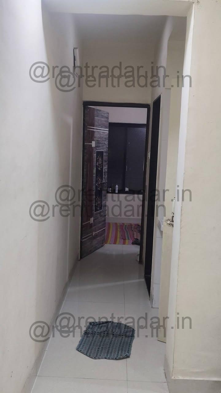 Room in 1bhk at Chinchwadgaon