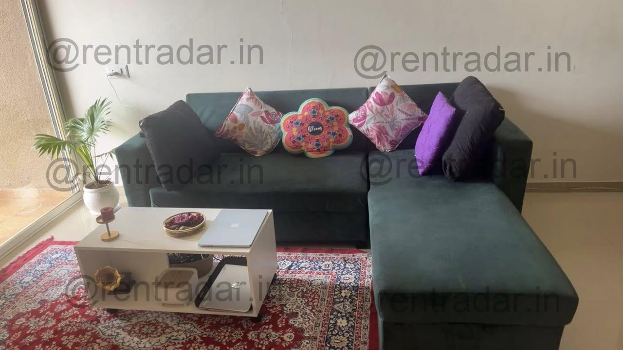Room in 2bhk at Tingre Nagar (29 Gold Coast Society)