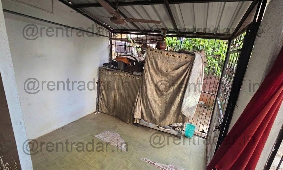 Room in 2bhk at Kothrud