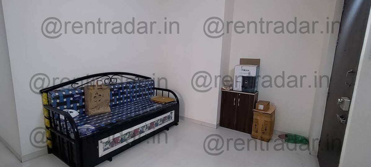 Room in 2 Bhk at Vishrantwadi