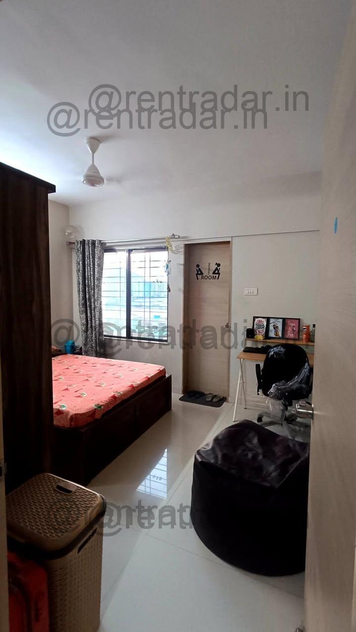 Room in 3 Bhk at Kutwal Colony (pride Aashiyana)