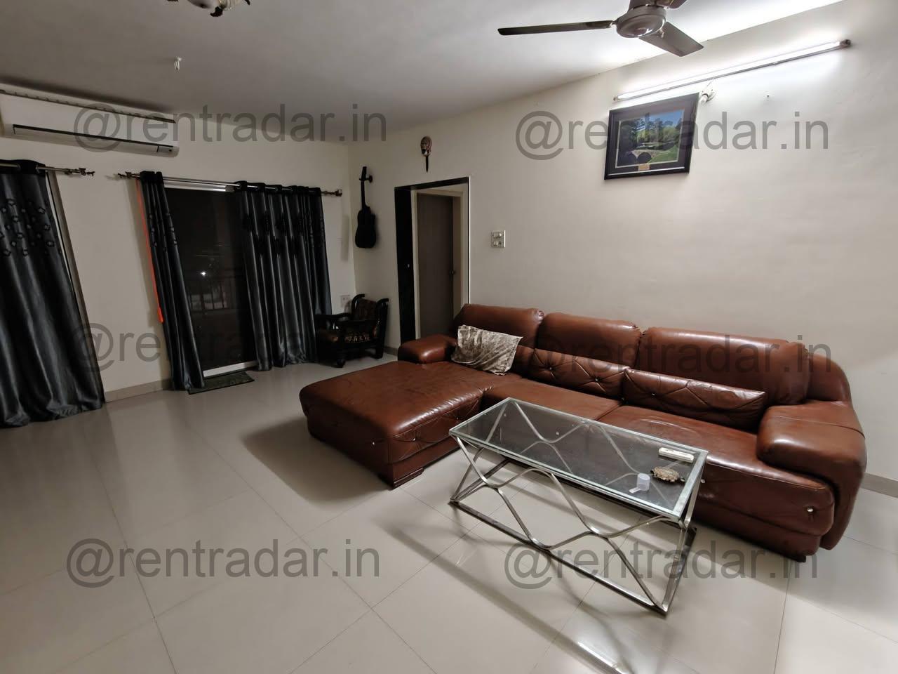 Room in 3 Bhk at Kharadi