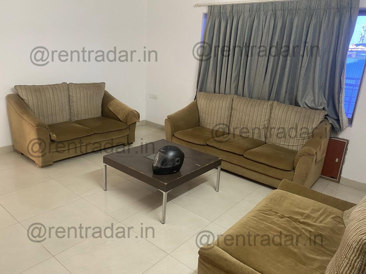 Room in 3 Bhk at Kalyani Nagar (fortaleza Society)