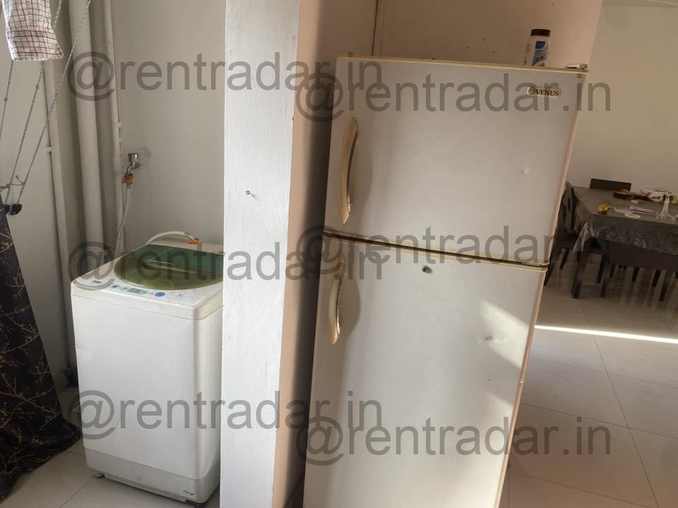 Room in 3 Bhk at Kalyani Nagar (fortaleza Society)