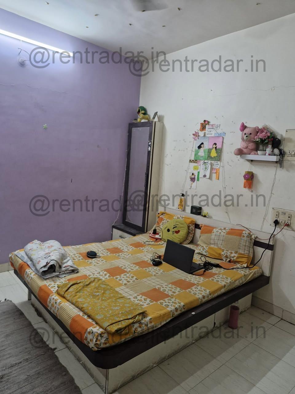 Room in 3 Bhk at Kharalwadi
