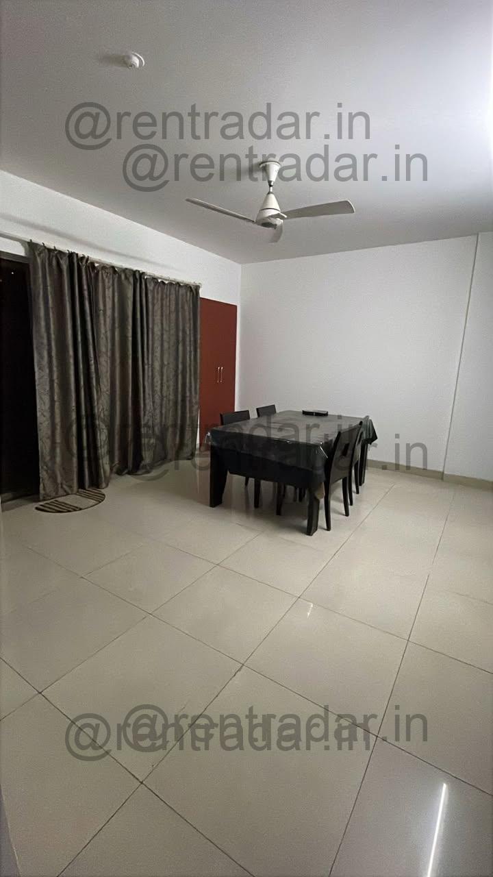 Room in 3.5 Bhk at Kalyani Nagar (fortaleza Society)