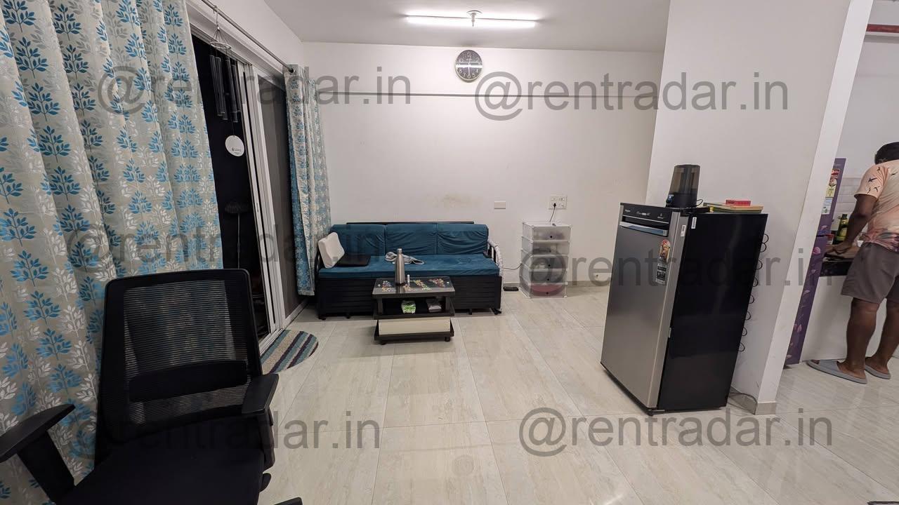 Room Available at Hinjewadi (high Mont Society)