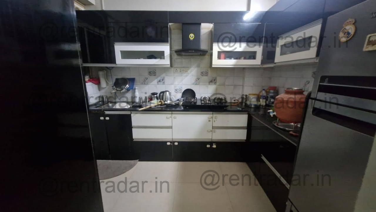 Private Room in 2bhk at Kharadi (gulmohar Parkview)
