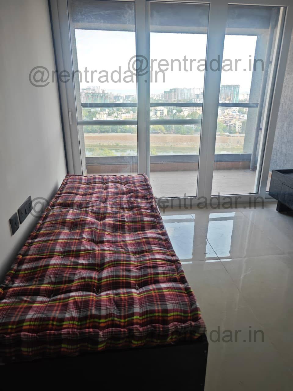 Room Available at Kharadi